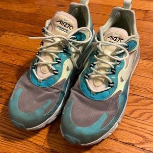 Nike Air Max React Green Sneakers 11.5